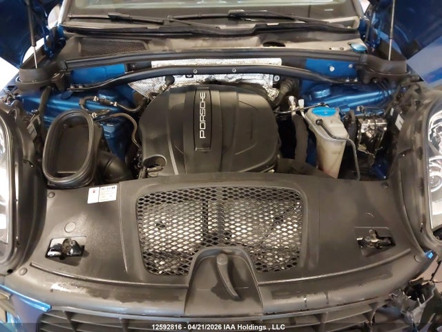 Porsche Macan 2018 WP1AA2A53JLB02253 Image 10