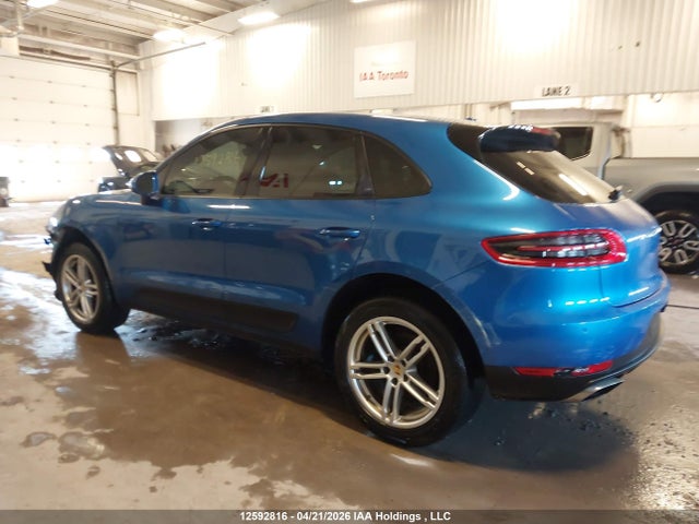 Porsche Macan 2018 WP1AA2A53JLB02253 Image 3
