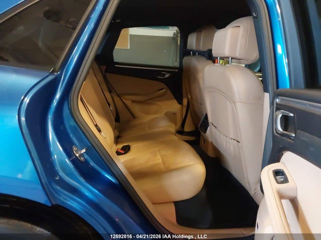 Porsche Macan 2018 WP1AA2A53JLB02253 Image 8