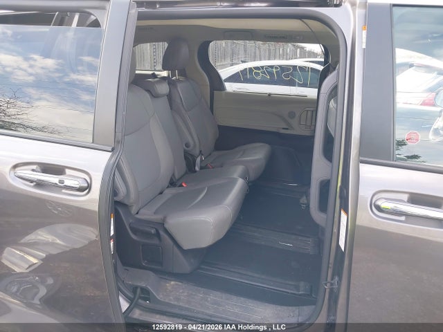 5TDGRKECXNS113381 Toyota Sienna
