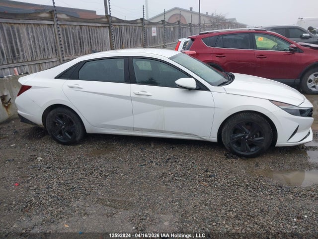 KMHLM4AG0PU564606 Hyundai Elantra Preferred Ivt