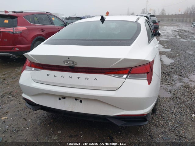 KMHLM4AG0PU564606 Hyundai Elantra Preferred Ivt