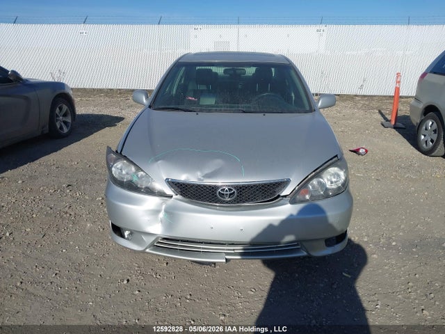 12592828 :رقم المزاد ، 4T1BE32K75U533016 vin ، 2005 Toyota Camry Le/se/std/xle مزاد بيع