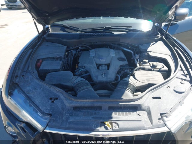 ZN661YUS9JX270577 Maserati LEVANTE S