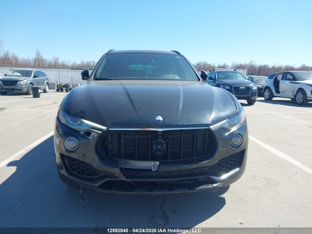 ZN661YUS9JX270577 Maserati LEVANTE S