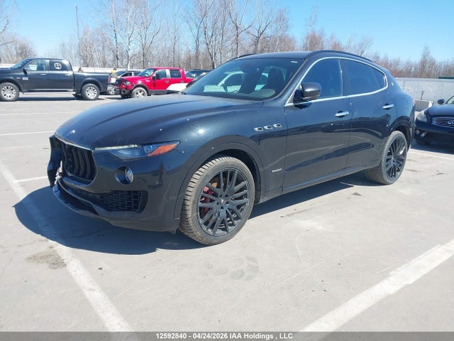 ZN661YUS9JX270577 Maserati LEVANTE S