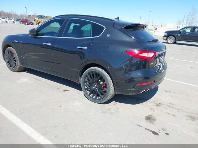 ZN661YUS9JX270577 Maserati LEVANTE S