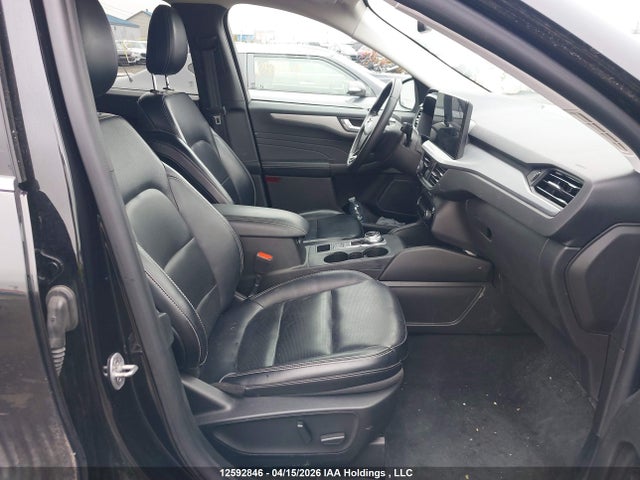 2024 Ford Escape Platinum მანქანა იყიდება აუქციონზე, vin: 1FMCU9JA0RUA71780, აუქციონის ნომერი: 12592846