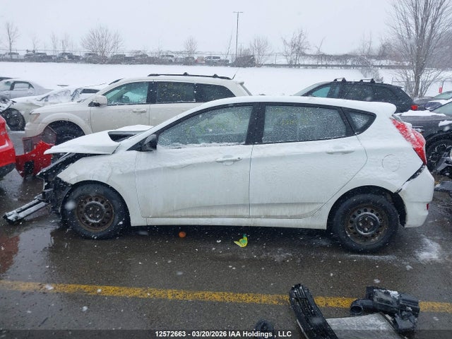 Продажа на аукционе авто 2016 Hyundai Accent Gl, vin: KMHCT5AEXGU288023, номер лота: 12572663