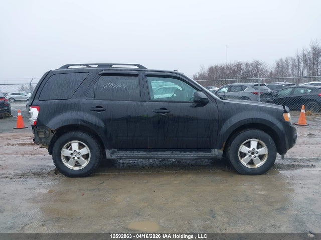 2010 Ford Escape მანქანა იყიდება აუქციონზე, vin: 1FMCU9DG1AKD29028, აუქციონის ნომერი: 12592863