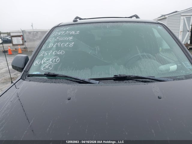 2010 Ford Escape მანქანა იყიდება აუქციონზე, vin: 1FMCU9DG1AKD29028, აუქციონის ნომერი: 12592863