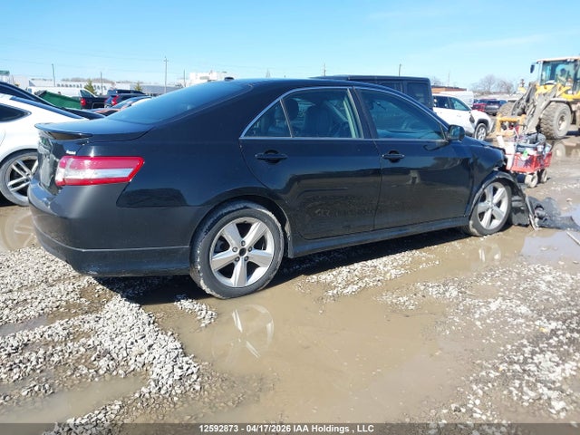 2010 Toyota Camry Se მანქანა იყიდება აუქციონზე, vin: 4T1BF3EK5AU027543, აუქციონის ნომერი: 12592873