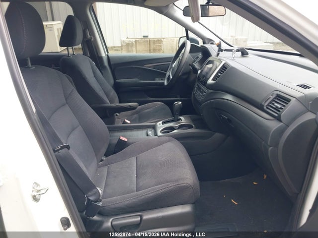 Honda PILOT LX 2017 5FNYF6H2XHB501985 Image 5