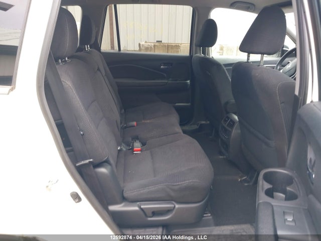Honda PILOT LX 2017 5FNYF6H2XHB501985 Image 8