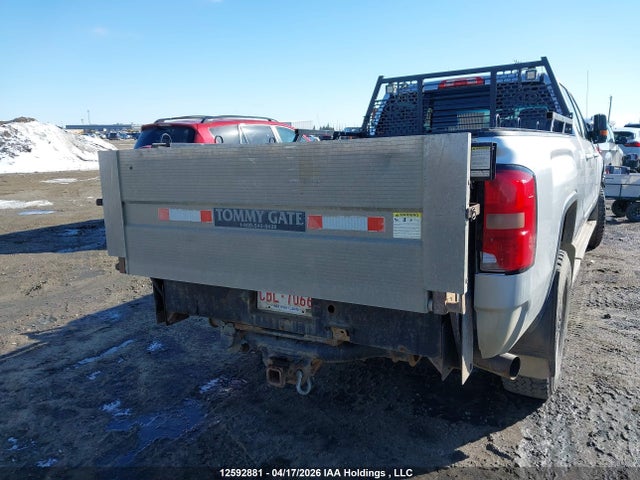 1GT42UCY7KF114596 GMC Sierra K3500 Sle