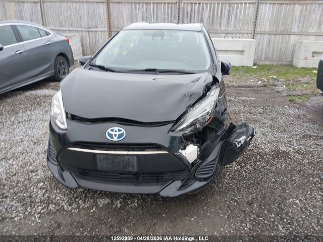 JTDKDTB39K1626326 Toyota PRIUS C