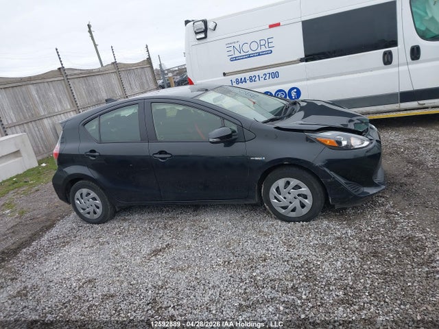 JTDKDTB39K1626326 Toyota PRIUS C