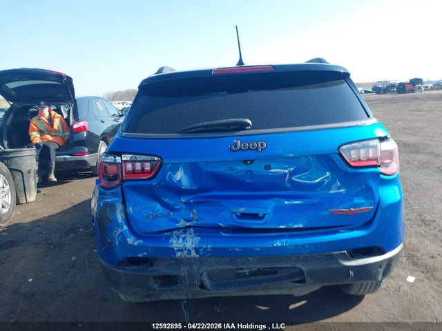 Продажа на аукционе авто 2022 Jeep Compass Trailhawk, vin: 3C4NJDDB0NT114418, номер лота: 12592895
