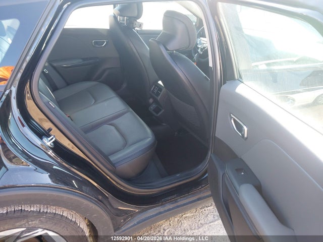 3KPFU4DE4SE165815 KIA K4 Ex/ex+