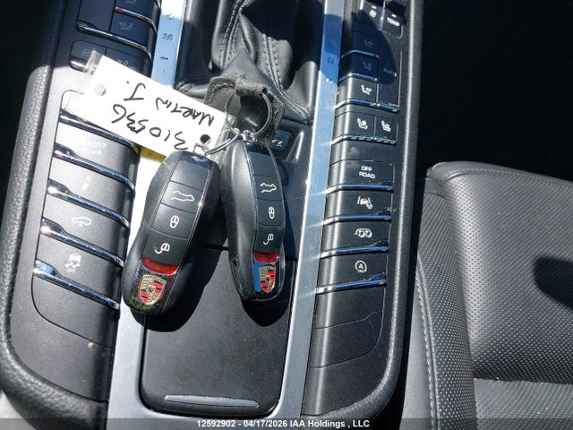 Porsche Macan Gts 2018 WP1AG2A59JLB65291 Image 11