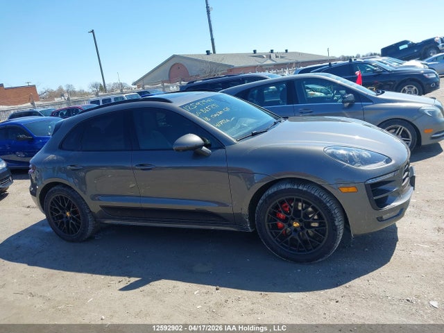 Porsche Macan Gts 2018 WP1AG2A59JLB65291 Image 13
