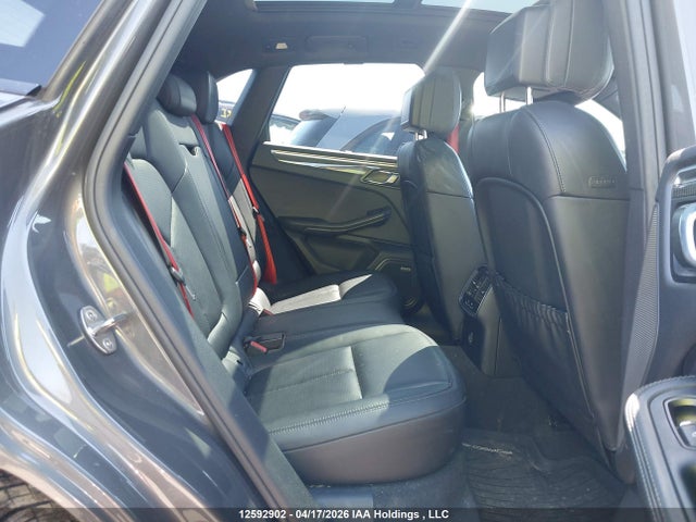 Porsche Macan Gts 2018 WP1AG2A59JLB65291 Image 8