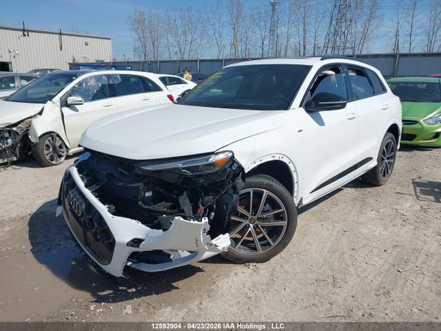 Audi Q5 2025 WA16AAGU4S2045594 Image 2