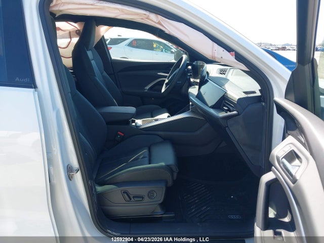 Audi Q5 2025 WA16AAGU4S2045594 Image 5
