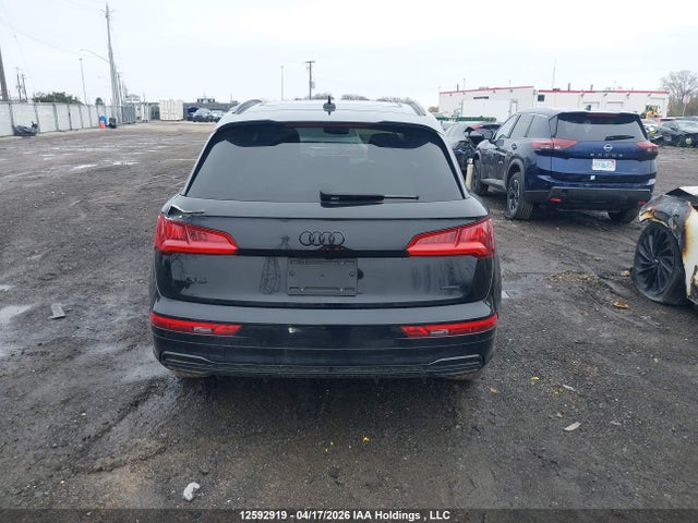 WA1ENAFY8L2053445 Audi Q5 Titanium Premium Plus