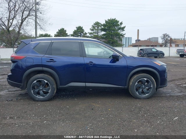 JN8BT3BB3SW155971 Nissan Rogue 60th Anniversary Edition/sv Moonroof