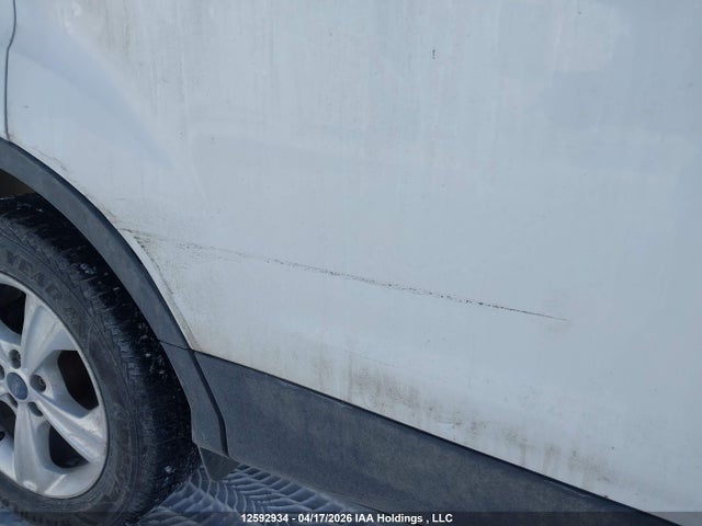Продаж на аукціоні авто 2015 Ford Escape Se, vin: 1FMCU9GX6FUC68217, номер лоту: 12592934