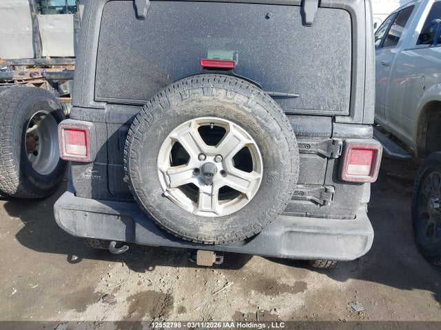 1C4HJXDN6KW687385 Jeep Wrangler Unlimited Sport