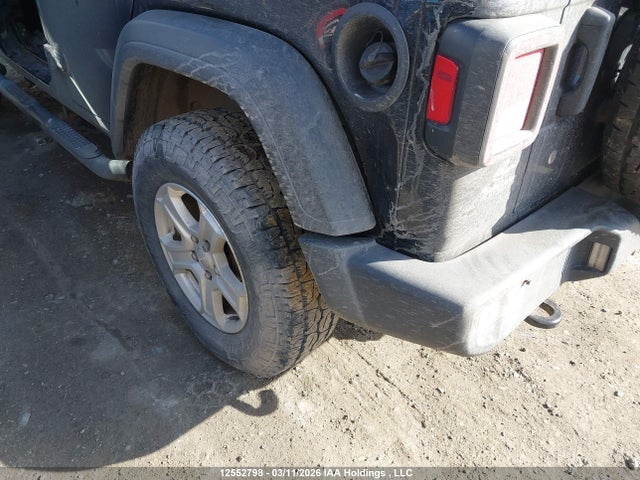 1C4HJXDN6KW687385 Jeep Wrangler Unlimited Sport