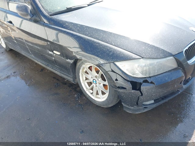 12585711 :رقم المزاد ، WBAPG7C55BA795759 vin ، 2011 Bmw 323 I مزاد بيع