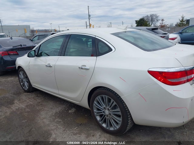 12593008 :رقم المزاد ، 1G4PS5SK4F4133393 vin ، 2015 Buick Verano مزاد بيع