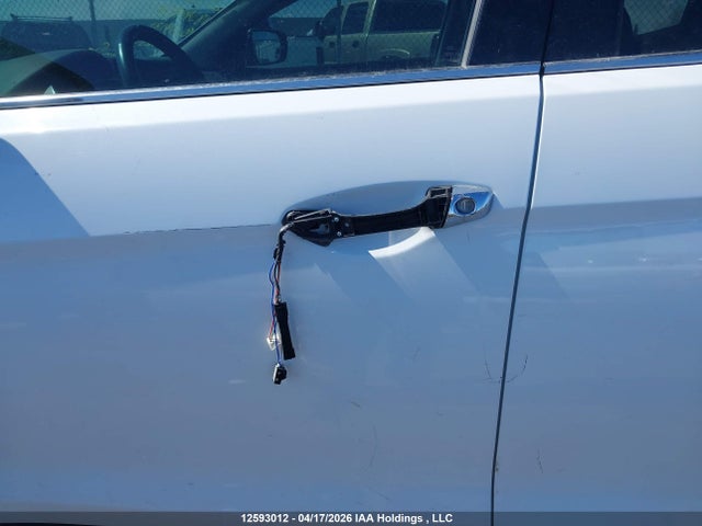 5NMZUDLA0JH068131 Hyundai SANTA FE SPORT