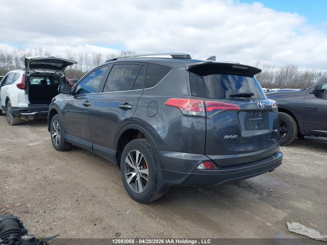Toyota RAV4 LE 2018 2T3ZFREV9JW508284 Image 3