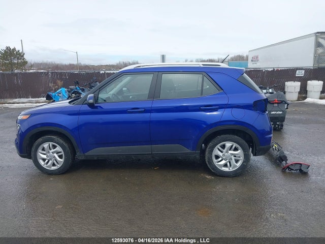 KMHRC8A30RU301214 Hyundai Venue Sel/limited
