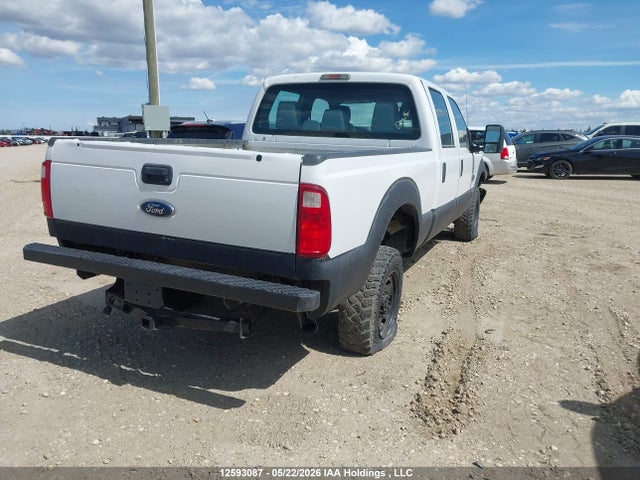 12593087 :رقم المزاد ، 1FT8W3B66GEB08592 vin ، 2016 Ford F-350 Xl مزاد بيع