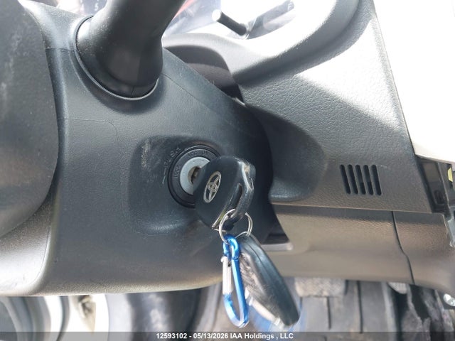 12593102 :رقم المزاد ، 2T1BE4EE1BC047245 vin ، 2011 Toyota Corolla مزاد بيع