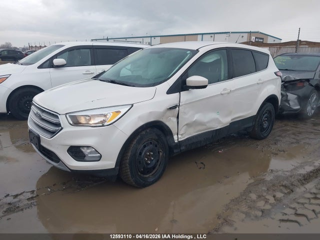 1FMCU9G99HUE78234 Ford ESCAPE SE