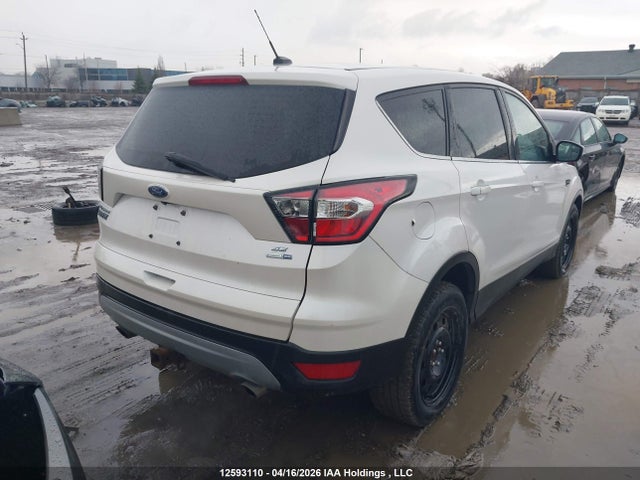1FMCU9G99HUE78234 Ford ESCAPE SE