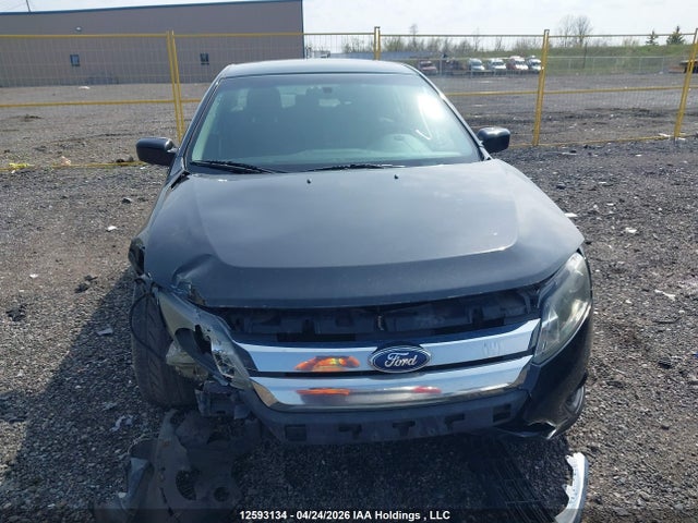 12593134 :رقم المزاد ، 3FAHP0HA0BR246941 vin ، 2011 Ford Fusion Se مزاد بيع