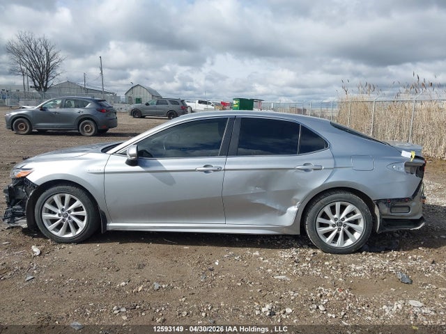 4T1G11AK6NU672089 Toyota CAMRY SE