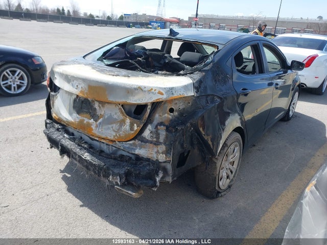 2015 Hyundai Elantra მანქანა იყიდება აუქციონზე, vin: KMHDH4AHXFU390396, აუქციონის ნომერი: 12593163