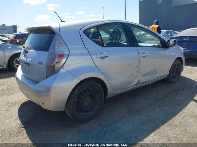 2012 Toyota Prius C მანქანა იყიდება აუქციონზე, vin: JTDKDTB3XC1525829, აუქციონის ნომერი: 12593165
