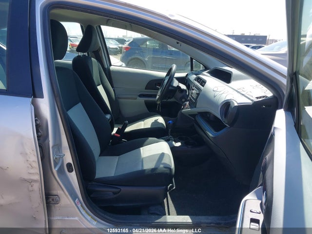 2012 Toyota Prius C მანქანა იყიდება აუქციონზე, vin: JTDKDTB3XC1525829, აუქციონის ნომერი: 12593165