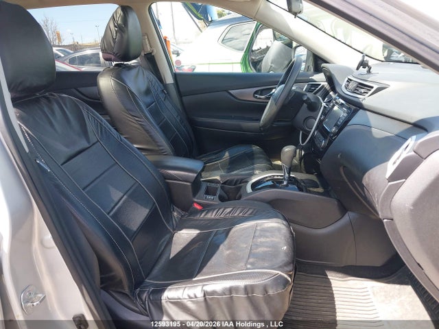 5N1AT2MMXFC865498 Nissan Rogue S/sl/sv