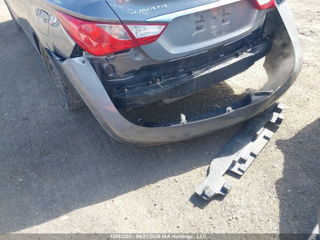 2013 Hyundai Sonata Gls მანქანა იყიდება აუქციონზე, vin: 5NPEB4AC2DH766482, აუქციონის ნომერი: 12593203