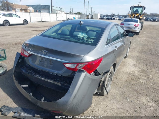 2013 Hyundai Sonata Gls მანქანა იყიდება აუქციონზე, vin: 5NPEB4AC2DH766482, აუქციონის ნომერი: 12593203